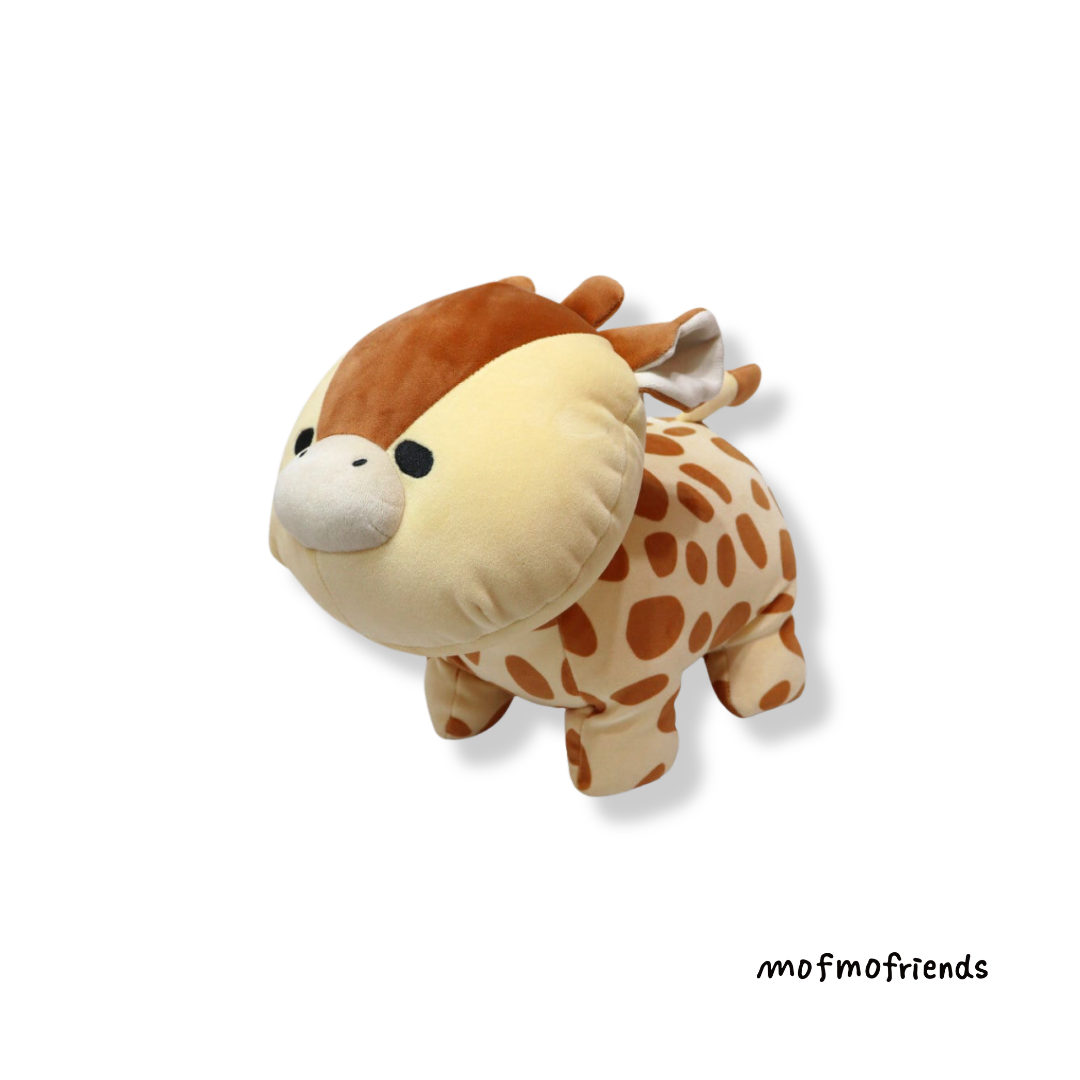 MofmoFriends Giraffe Plush
